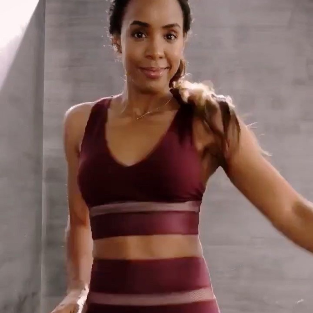 NWT Fabletics Sports Bra - Kelly Rowland Collab